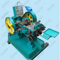 全自動(dòng)銀點(diǎn)鉚合機(jī)