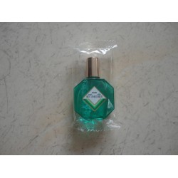 供應*枕式包裝機，眼藥水包裝機，開塞露包裝機，注射器包裝機