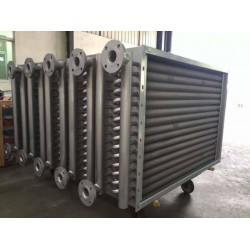 復(fù)合機(jī)散熱器