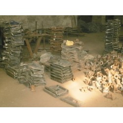 大量供應口碑好的重汽配件：拋售重汽配件