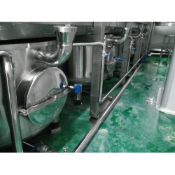 快達世權機械設備優(yōu)質(zhì)的桶（瓶）裝水計量灌裝機出售：灌裝機