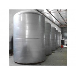 不銹鋼水罐專業(yè)生產(chǎn)，濱州保溫水罐哪家好