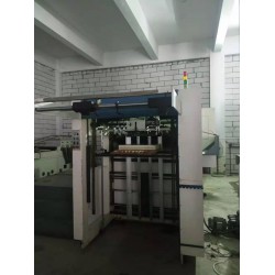 二手1080全自動(dòng)平壓平模切機(jī)，全自動(dòng)啤機(jī)