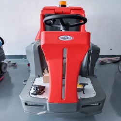 沃馳工廠車間物業小區停車場機場廣場駕駛式雙刷洗地機