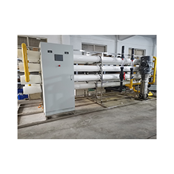 飲料廠用水 純水設備 反滲透設備 去離子水設備